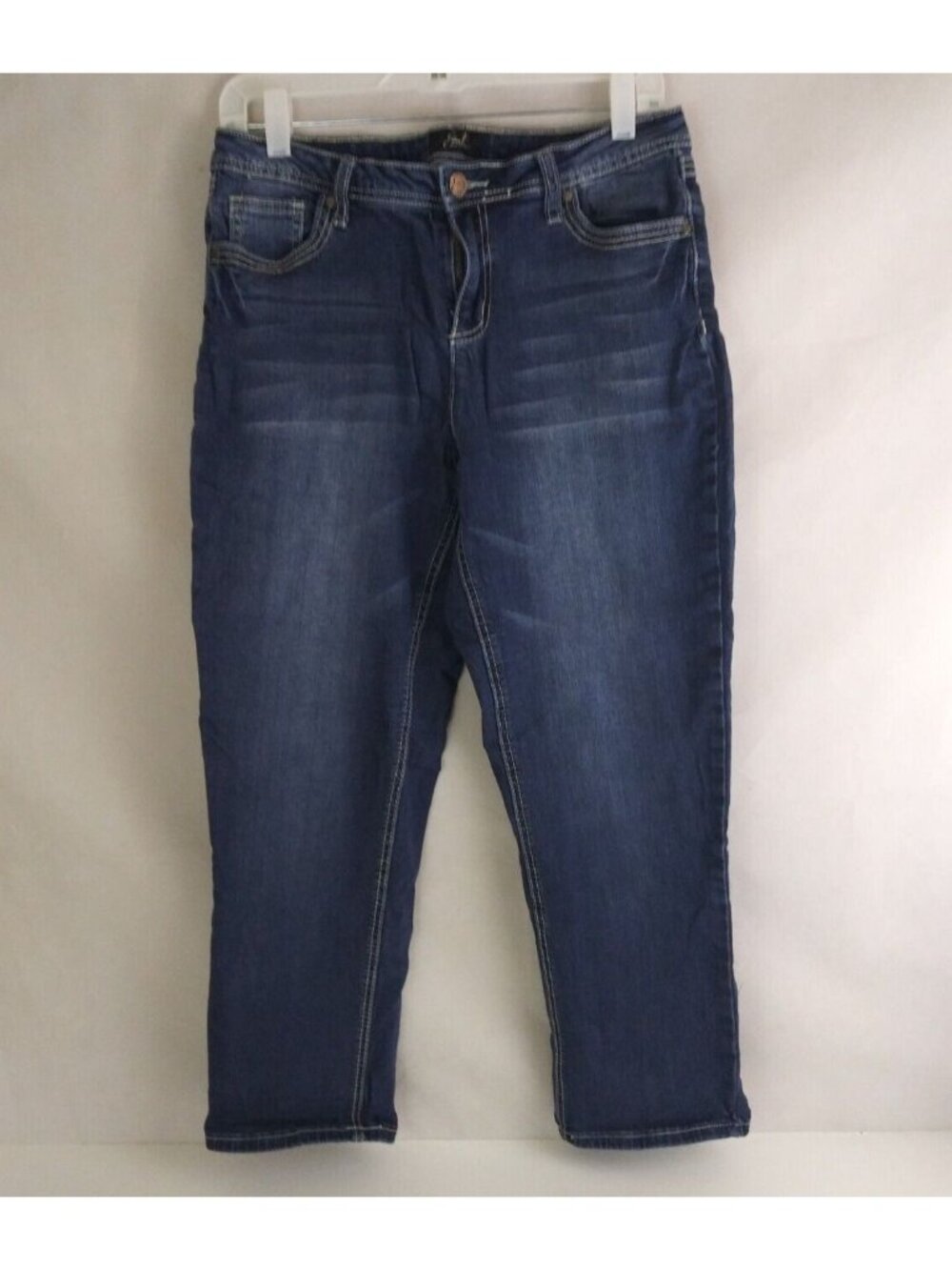 Earl Jeans Women's Distressed Whiskered Embroidered Capri Jeans Size 12